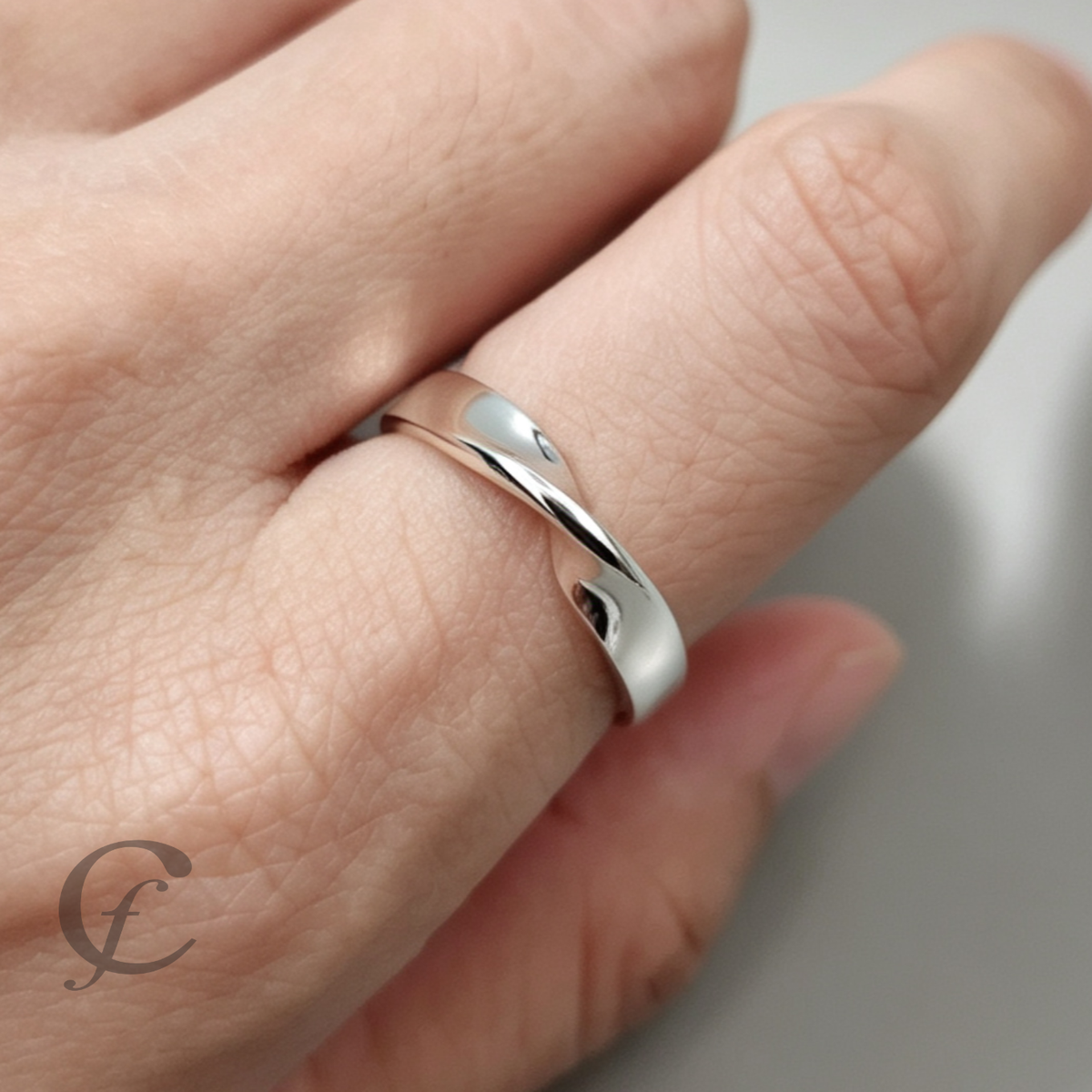Personalized Matching Mobius Ring in Solid 925 Sterling Silver – Engraved Minimalist Twisted Wedding Bands