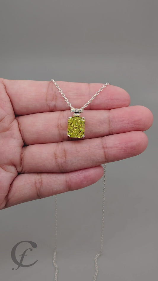 Peridot Green Perfume Bottle Pendant Necklace in Solid 925 Sterling Silver – 9A Cubic Zirconia Radiant Cut